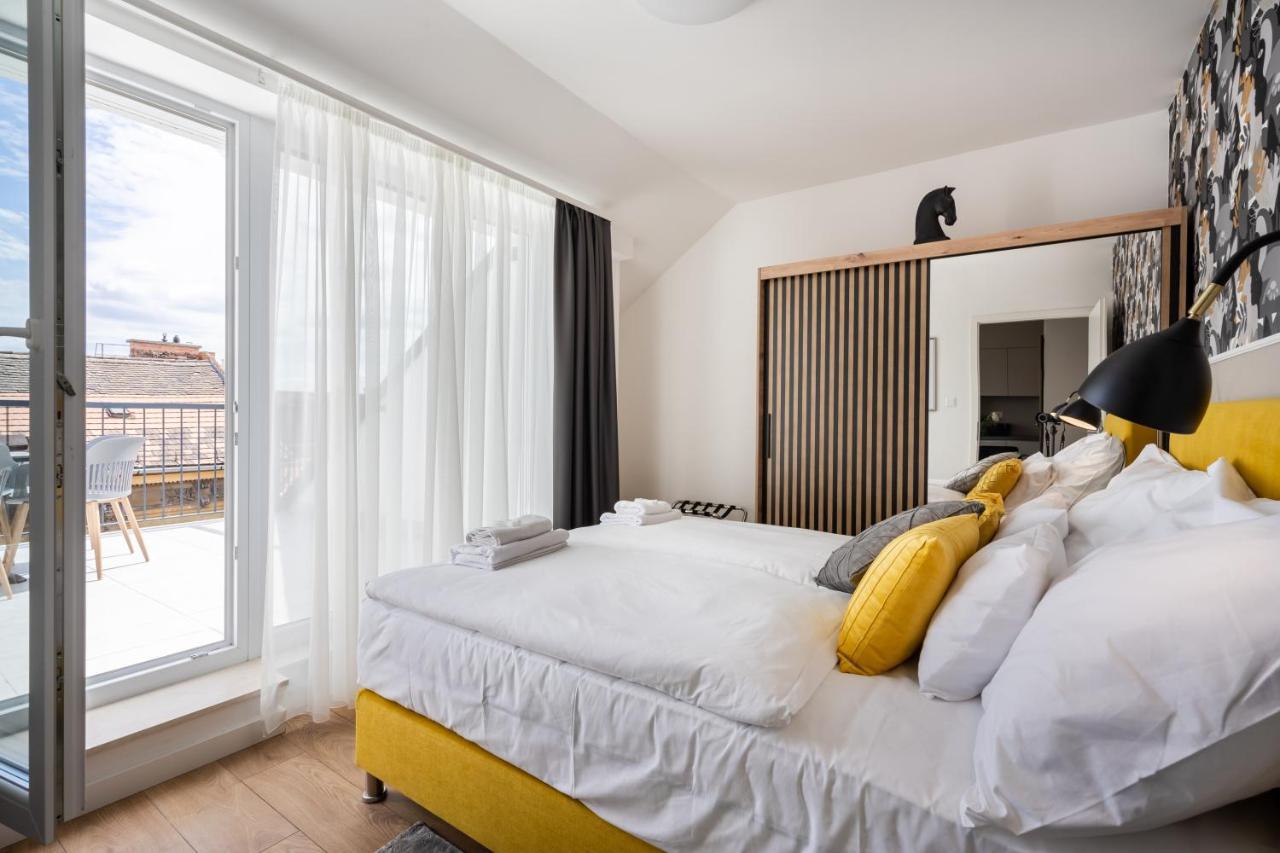The Rose Garden Budapest Apartments Exterior photo