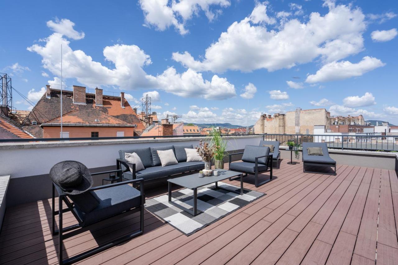 The Rose Garden Budapest Apartments Exterior photo