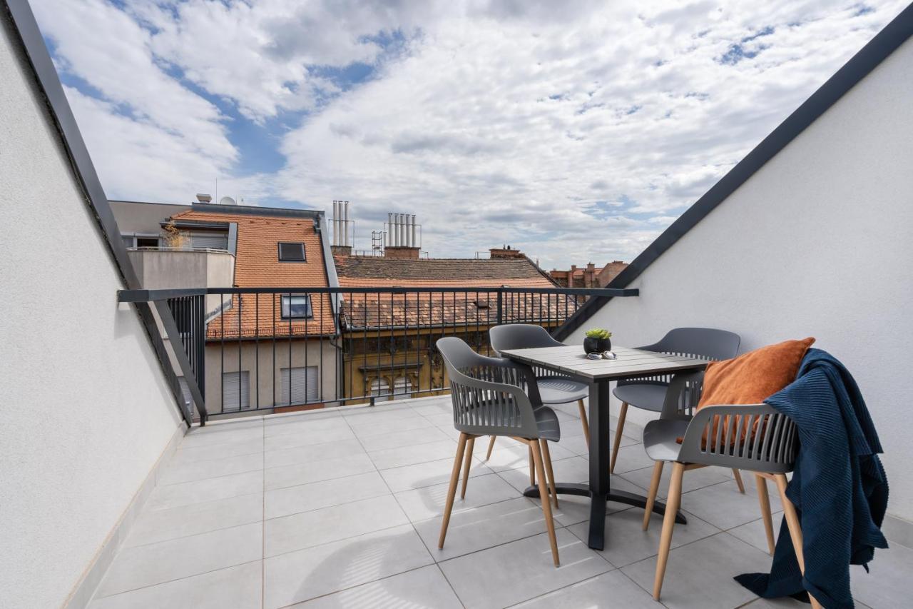The Rose Garden Budapest Apartments Exterior photo