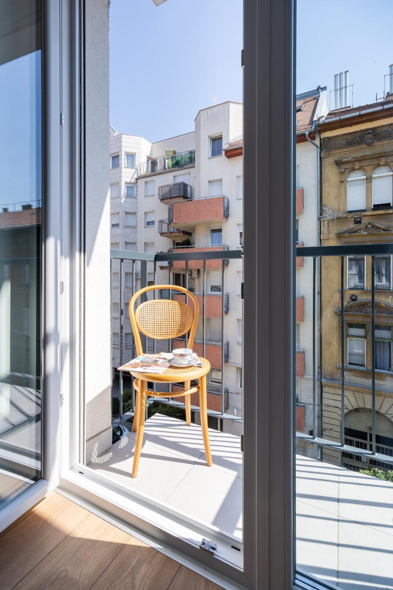 The Rose Garden Budapest Apartments Exterior photo
